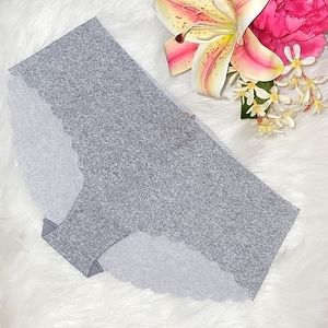 PINK Victoria's Secret Women XL Dr Barely Grey no-show cheekster Panty